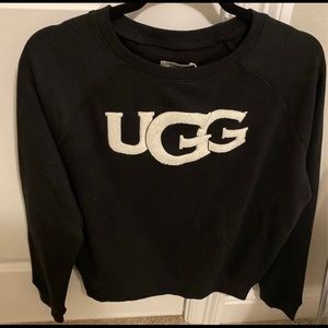 ❌Sold!!!❌🖤 Ugg Black Sweater Only 🖤